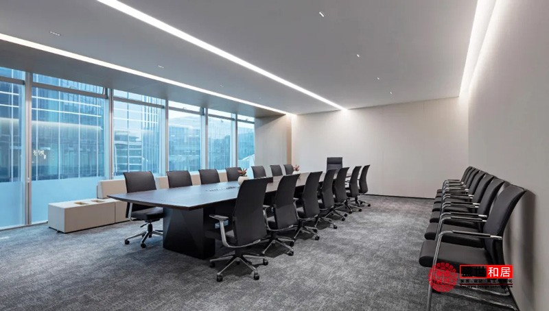 260平米辦公室裝修:實現(xiàn)功能與美學的完美融合 260平米辦公室裝修:實現(xiàn)功能與美學的完美融合